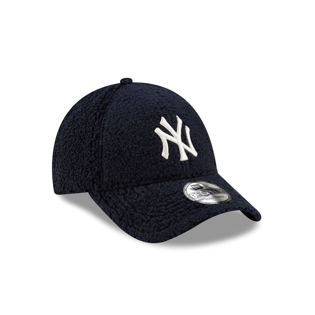 New York Yankees Borg 9FORTY Adjustable Hat