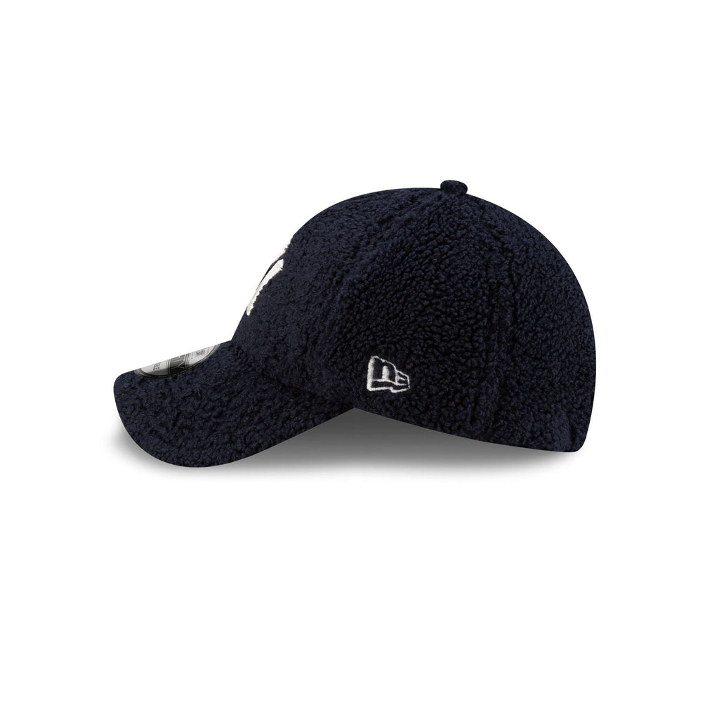 New York Yankees Borg 9FORTY Adjustable Hat