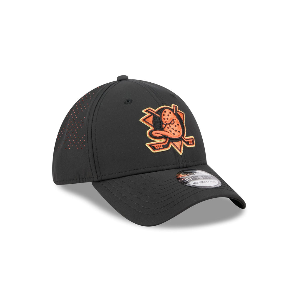 Anaheim Ducks Night 39THIRTY Stretch Fit Hat