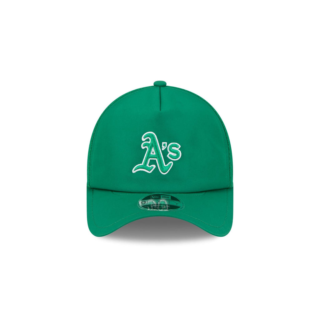 Athletics 2026 Batting Practice Alt Kelly Green 9FORTY APEX Trucker Hat