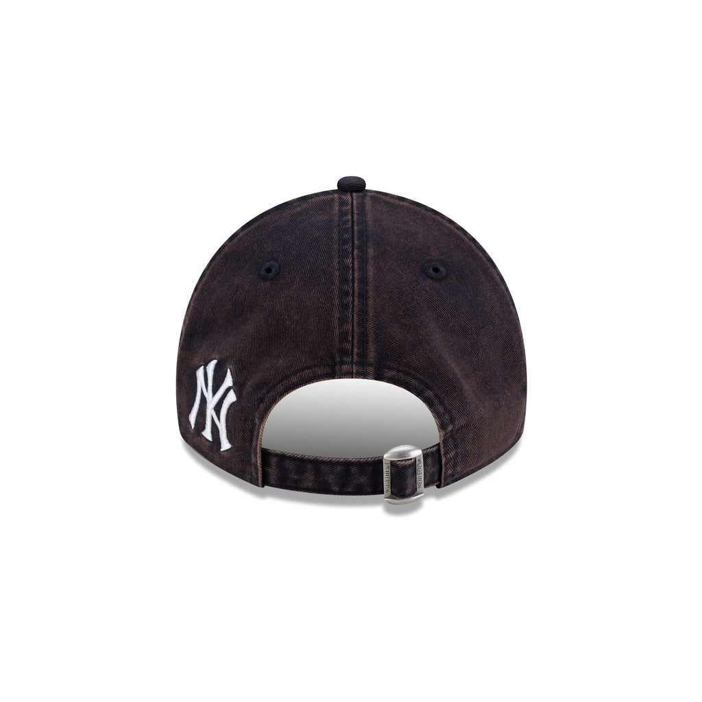 New York Yankees Varsity Script 9TWENTY Adjustable Hat