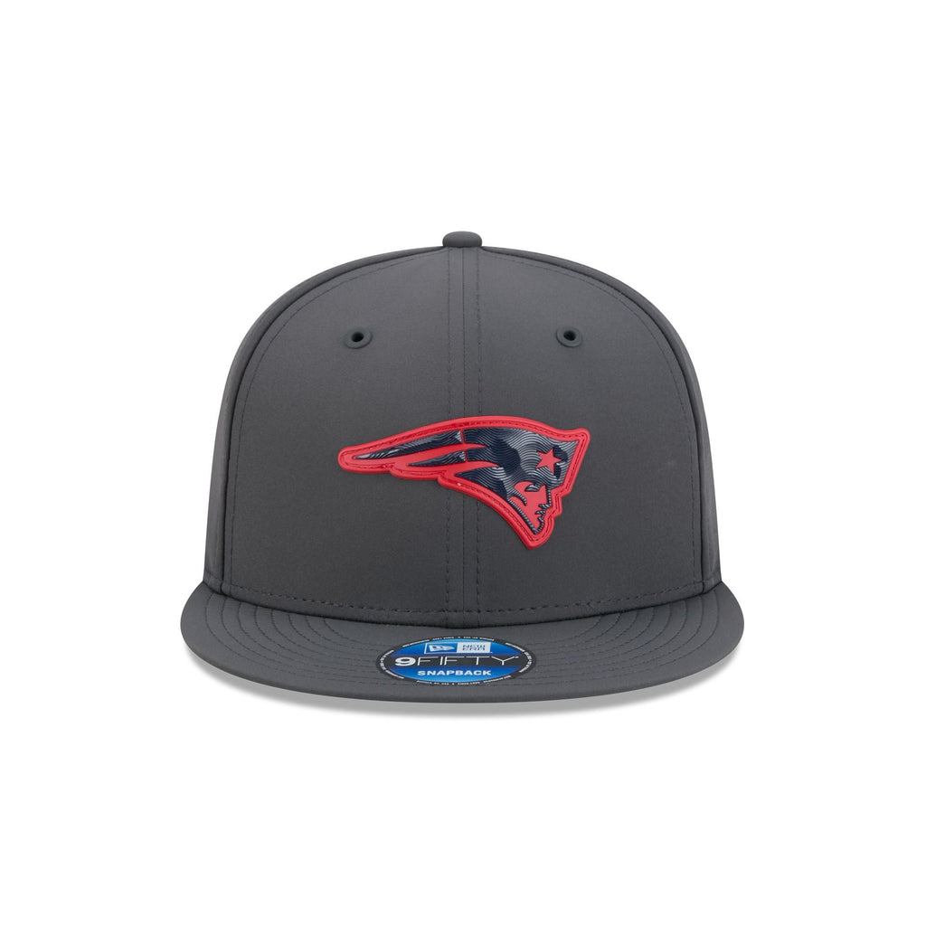 New England Patriots 2026 Sideline Cold Weather 9FIFTY Snapback Hat