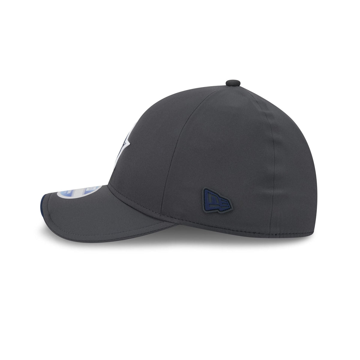 Dallas Cowboys 2026 Sideline Cold Weather 39THIRTY M-Crown Stretch Fit Hat
