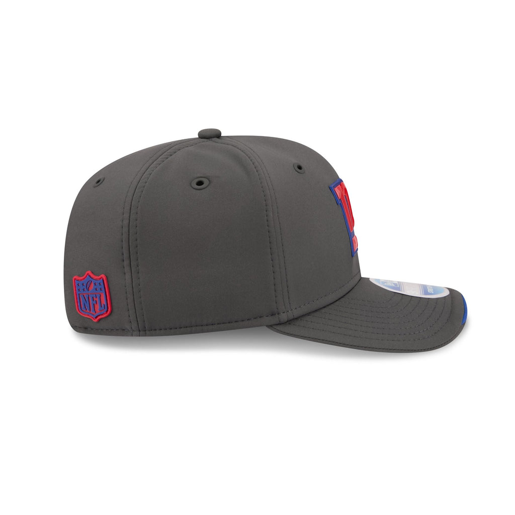 New York Giants 2026 Sideline Cold Weather 9SEVENTY Stretch-Snap Hat