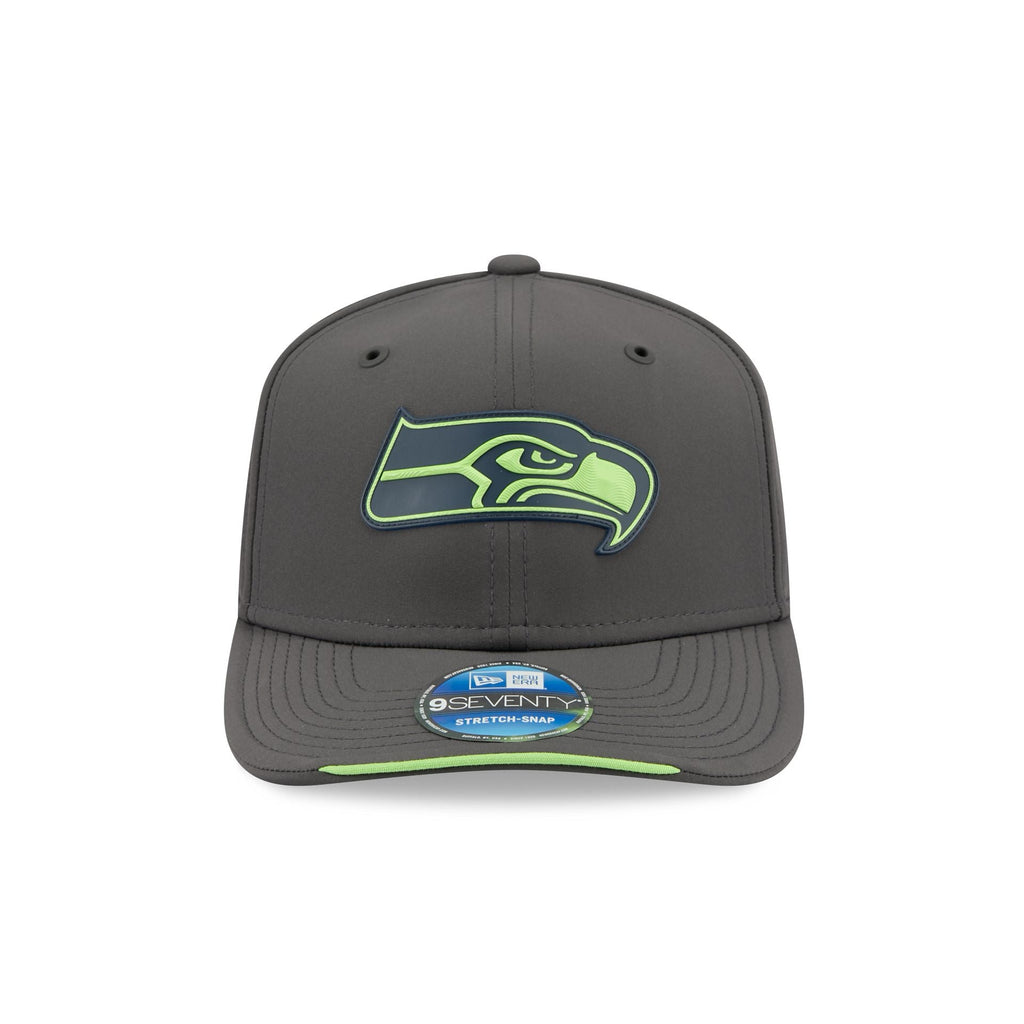 Seattle Seahawks 2026 Sideline Cold Weather 9SEVENTY Stretch-Snap Hat