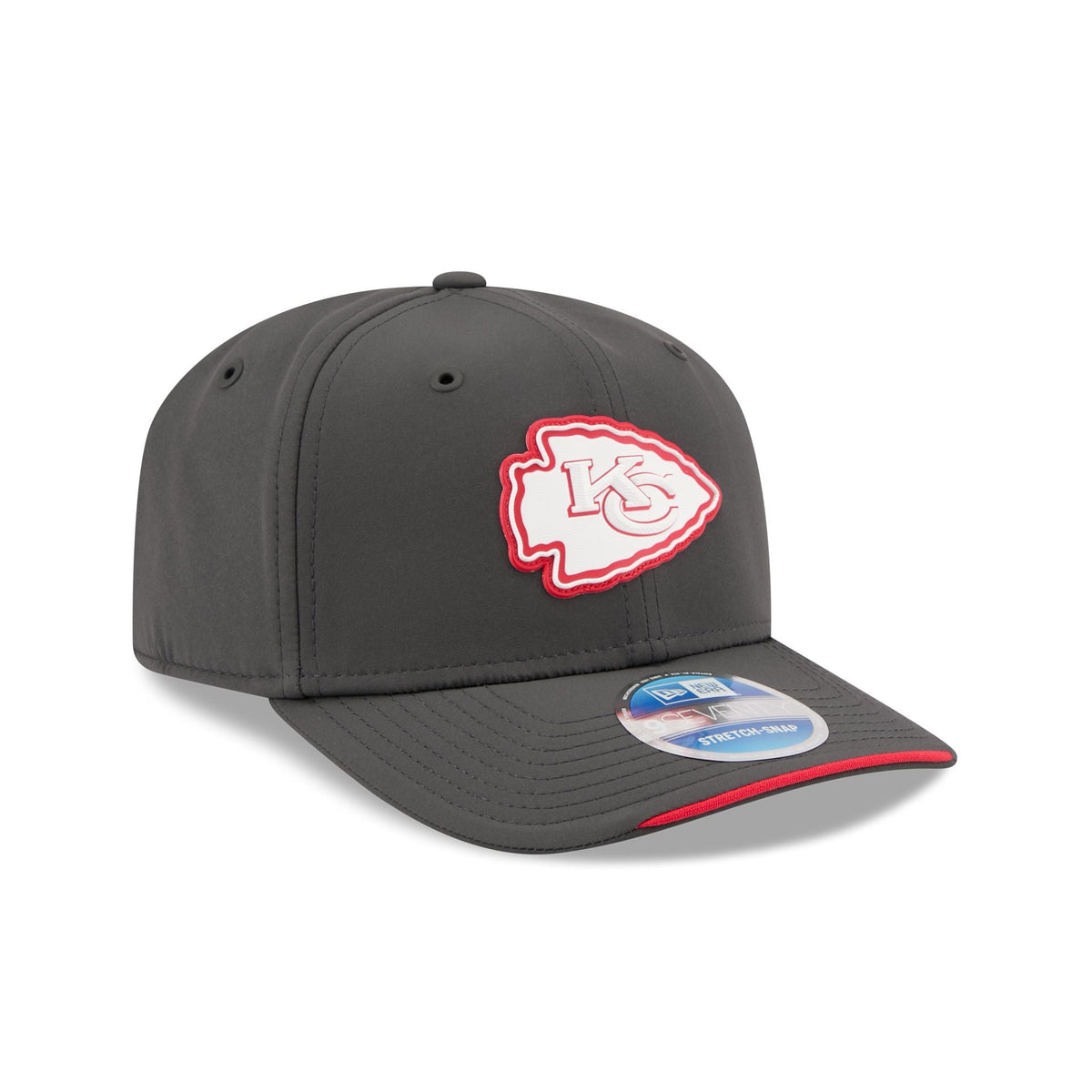Kansas City Chiefs 2026 Sideline Cold Weather 9SEVENTY Stretch-Snap Hat