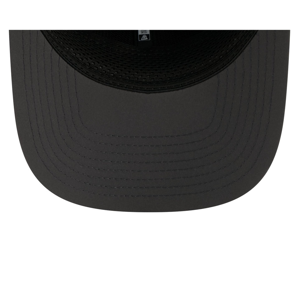 Kansas City Chiefs 2026 Sideline Cold Weather 9SEVENTY Stretch-Snap Hat