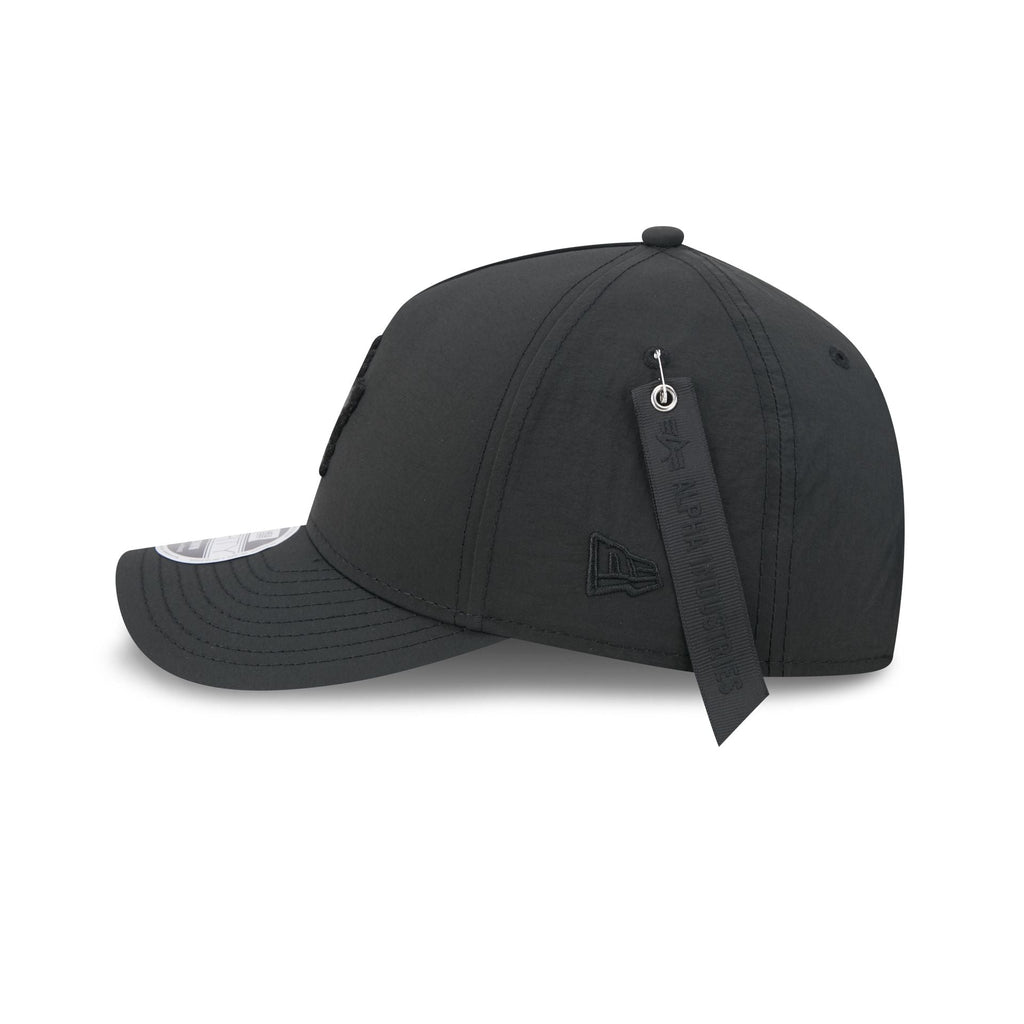 Alpha Industries x Toronto Maple Leafs Nylon Black 9FORTY M-Crown A-Frame Snapback Hat